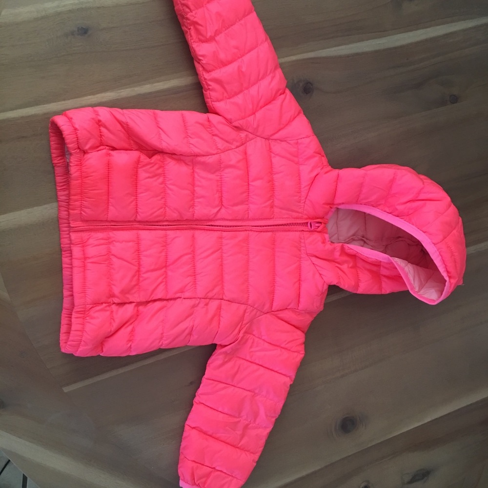 MAKE ME AN OFFER 😊Kids GAP jacket so 18-24 months